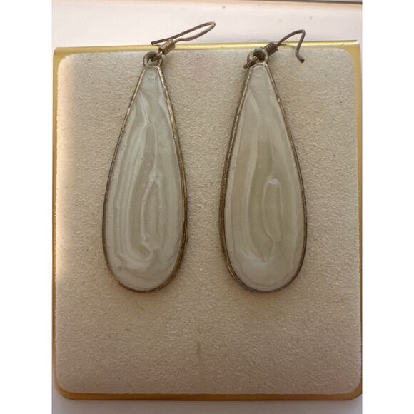 Mother of Pearl Gold teardrop dangle earrings hook  1.75" long x  .5" wide Beach - Picture 1 of 13